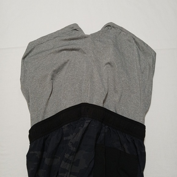 Vuori Kore Black Gray Camo Shorts 7" Inseam Mens 2XL lined Performance V302 - Picture 8 of 12